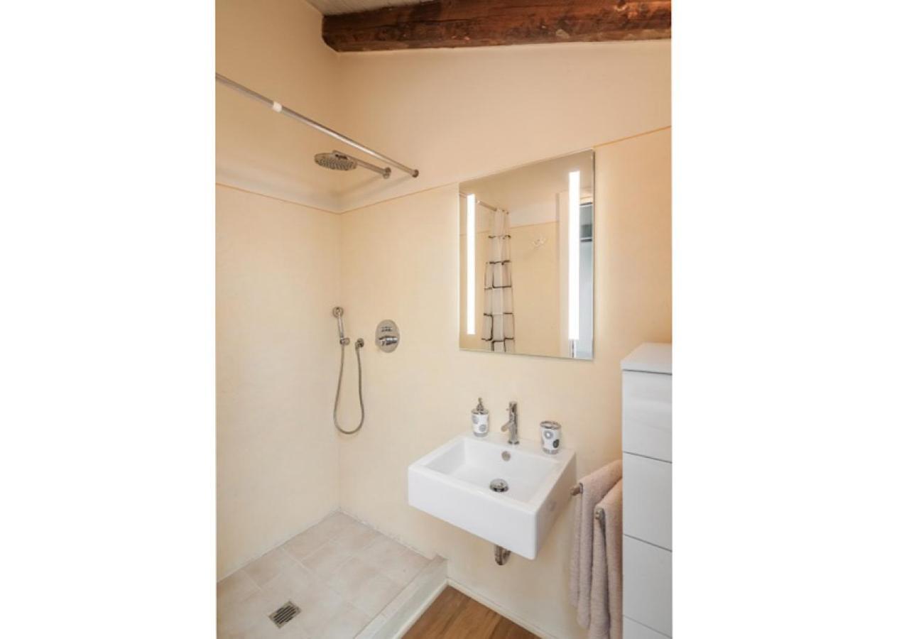 Charming Loft Golf Club Barolo Apartment Novello Luaran gambar