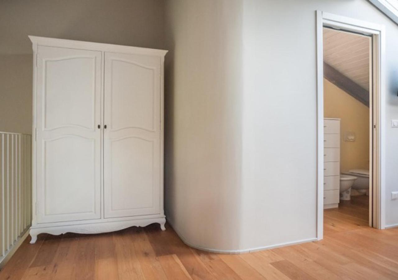 Charming Loft Golf Club Barolo Apartment Novello Luaran gambar